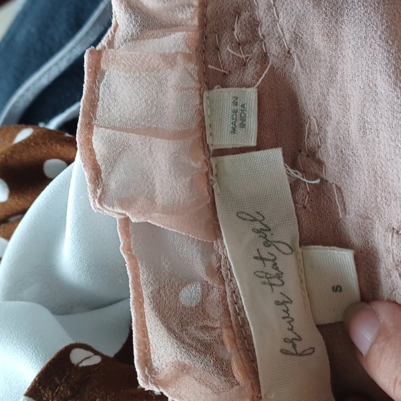 NWOT Anthropologie Forever That Girl Sequined V-Neck Blouse Neutral Pink - Picture 7 of 10